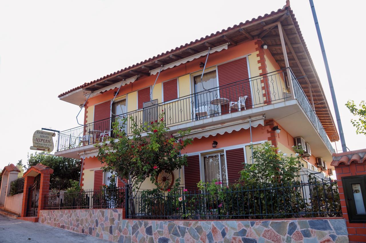 פפקי Nefeli Rooms מראה חיצוני תמונה