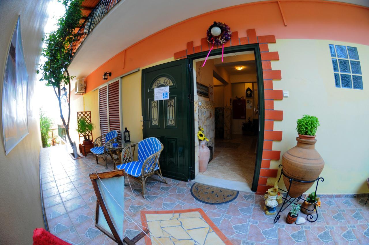 פפקי Nefeli Rooms מראה חיצוני תמונה